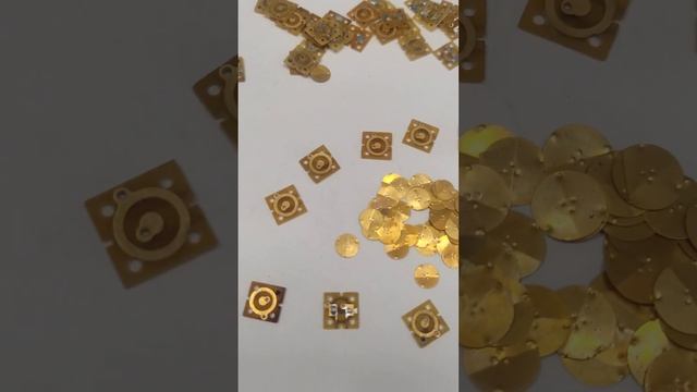 Содержание золота в лигатуре кнопок ПКН150!Сколько содержится и как выглядят?Ответ смотрите в видео смотреть онлайн