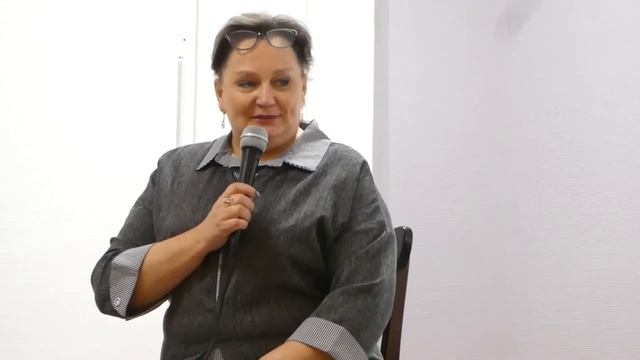 Круглый стол "Зачем нужны словари в эпоху интернета" смотреть онлайн
