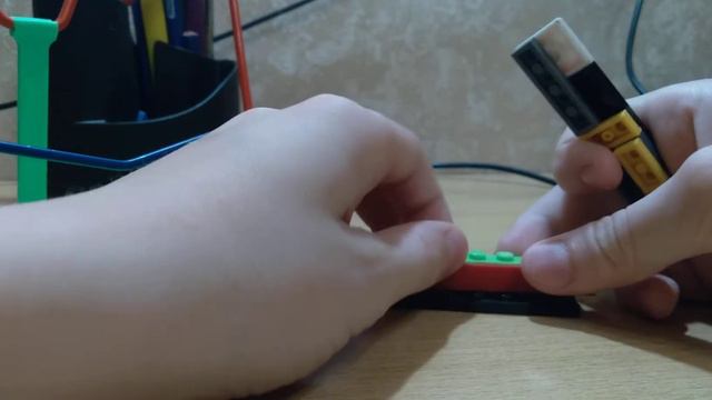 КАК СДЕЛАТЬ ЛЕГО СКЛАДНОЙ НОЖ смотреть онлайн