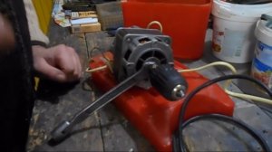 Самодельный абразивный мини-станок из старой мясорубки своими руками