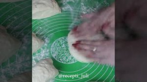 Хачапури по Аджарски с творогом и сыром.
