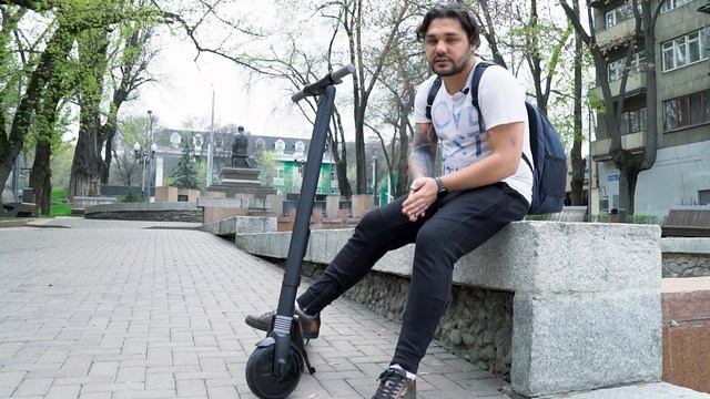 Ninebot by Segway Kickscooter ES1 - cамый доступный электросамокат! смотреть онлайн