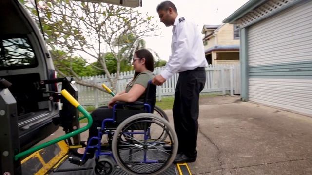 Black & White Cabs - Book a taxi through the app, online or on 133 222 смотреть онлайн