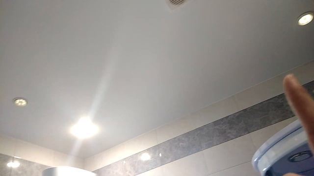 Вопрос, должен ли застройщик поменять лампочки? смотреть онлайн