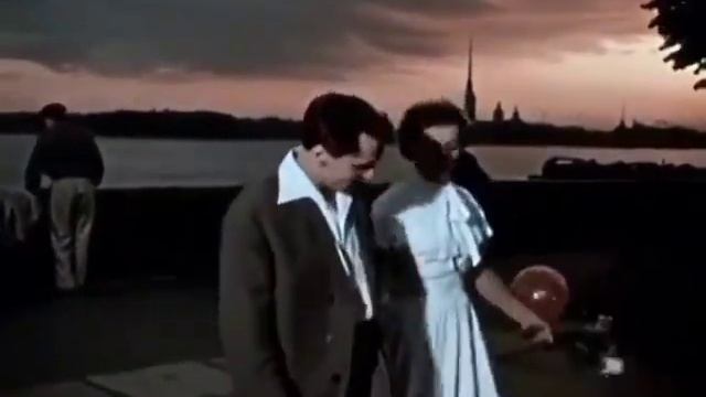 ВЫПУСКНОЙ... НАШИХ РОДИТЕЛЕЙ! СССР. 1956г Выпускной Вальс! The is family graduation 1956 year.USSR смотреть онлайн