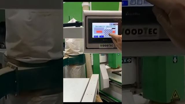 форматно-раскроечный станок WoodTec PS 45 Digital - Настройка и демонстрация работы смотреть онлайн