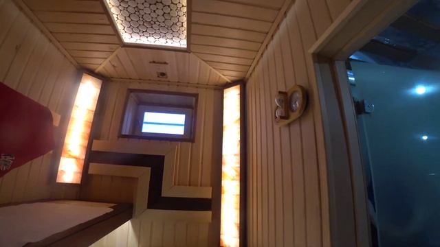 парилка, сауна, пано с подсветкой гималайской соли и пано на потолке, светодиодная лента в бани смотреть онлайн