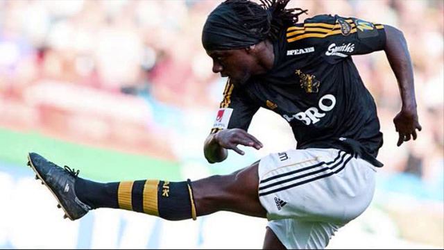 M9 FOTBOLLSSOLDAT MARTIN MUTUMBA смотреть онлайн
