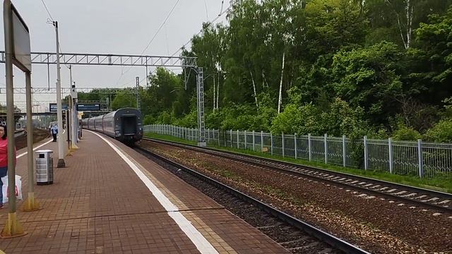 Электровоз ЭП20-011 Москва - Вологда + приветливая бригада, электропоезд ЭД4М-0352 Пушкино - Москва смотреть онлайн