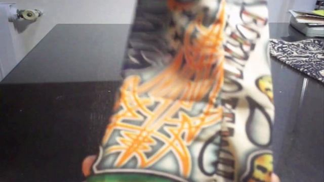 unboxing de mangas de tatuajes смотреть онлайн