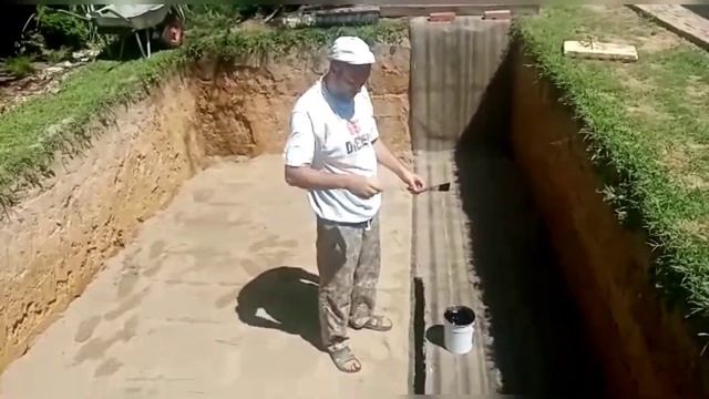 Строительство бассейна своими руками на даче. Часть 1. смотреть онлайн