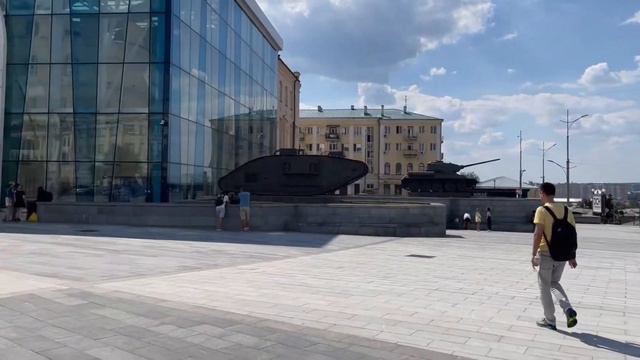 Конец июля, поездка в Харьков, дорога Киев-Харьков-Киев,городские прогулки и котокафе «Киці та кава