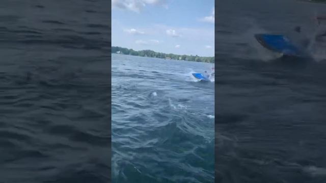 Jet ski Kawasaki 750 смотреть онлайн