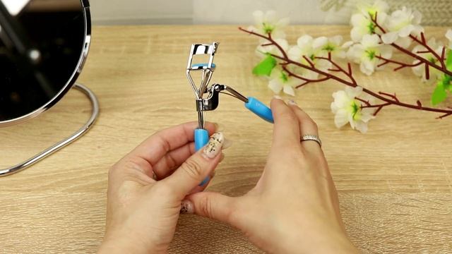 щипчики для ресниц голубые смотреть онлайн