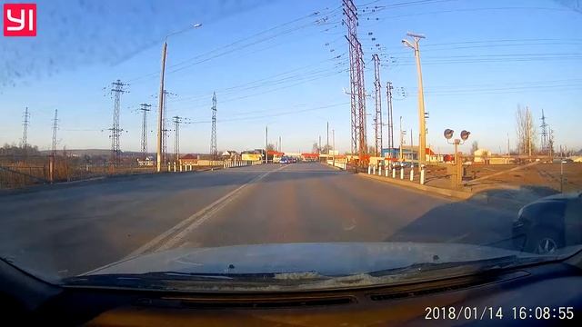 Проезд на красный ЖД переезд смотреть онлайн