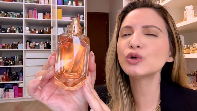 LANÇAMENTO DO PERFUME DE LUXO TIFFANY E CO ROSE GOLD INTENSE 2023 смотреть онлайн