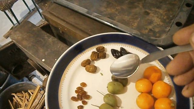 Сушка чернослива, орехов и актинидии с использованием поддонов смотреть онлайн