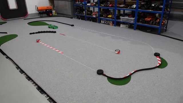 CHEAP 4WD RC Drift Car - it Does Actually Drift! смотреть онлайн