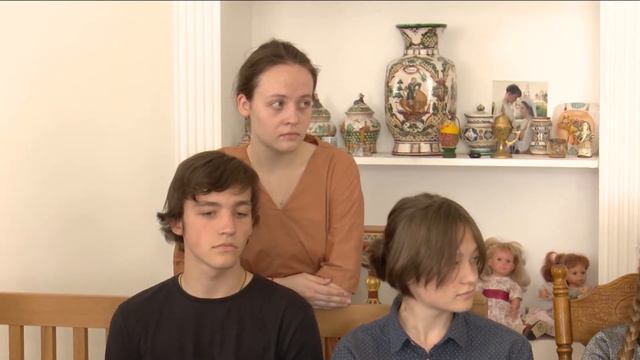 Life: Таланты многодетной семьи Фёдоровых смотреть онлайн