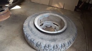 Зил. Бортировка (бортирование) колес на вакуумной машине Зил 433360 своими руками.