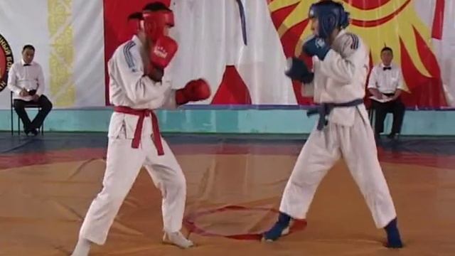Спорт. Рукопашный бой. Махмуд уулу Бектурсун-Максат Черикбаев. Кубок Кыргызстана 2015 г. смотреть онлайн