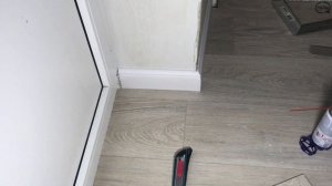 Монтаж плинтусов напольных из полистирола (Детская для мой принцессы ?❤️. Часть II)