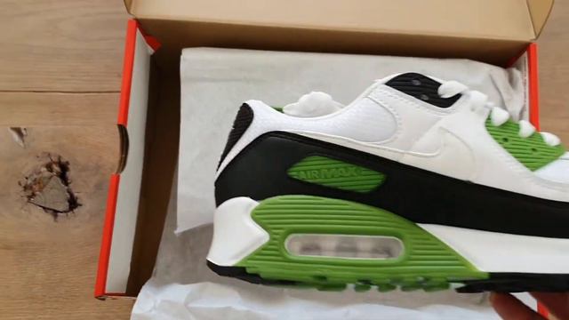 NIKE Air Max 90 Chlorophyll code CT4352 102 смотреть онлайн