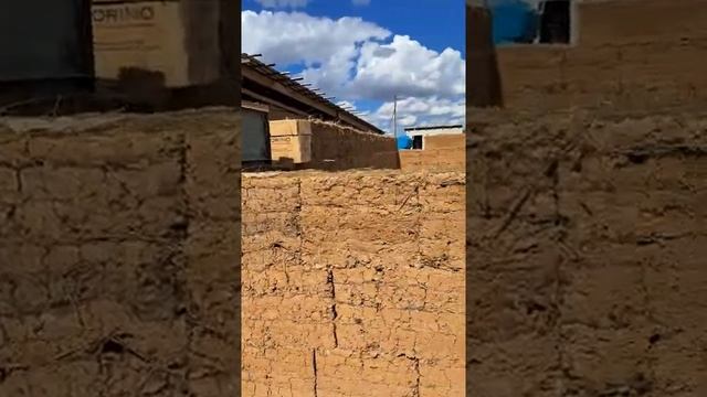 глинянный сарай курятник дом из глины саман пакса глина смотреть онлайн