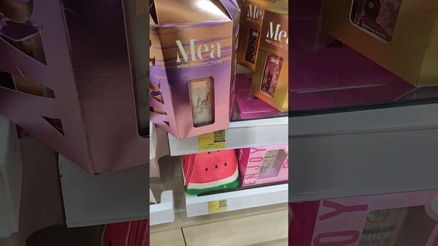 Идеи подарков женщинам на 8 Марта смотреть онлайн