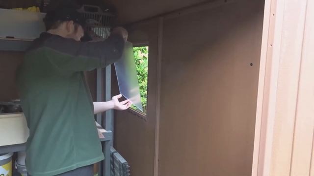 How to Frost Glass or Plastic Windows with Glass Frosting Spray Paint смотреть онлайн