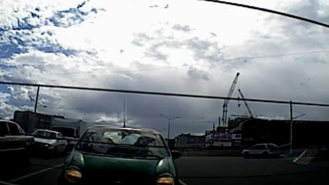 DVR-211 кам. №2 (2 камеры) Вывод на заднее стекло смотреть онлайн