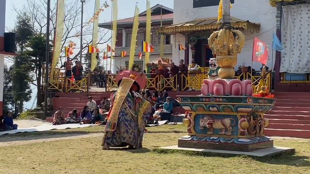 Sikkim’s Guru Drak Mar Chaam (Mask dance) held at Pemayangtse Monastery | West Sikkim смотреть онлайн