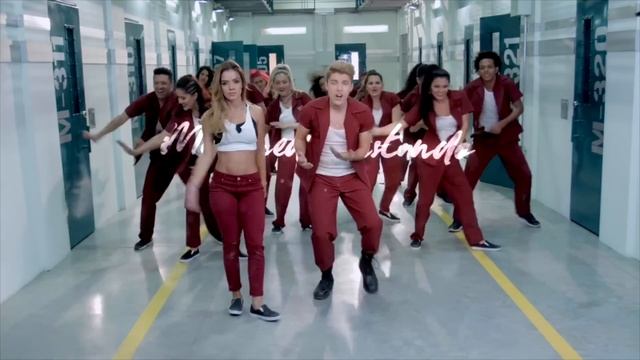 DENNIS FERNANDO ESTAR CONTIGO CANCION PRINCIPAL SIN SENOS SI HAY PARAISO смотреть онлайн