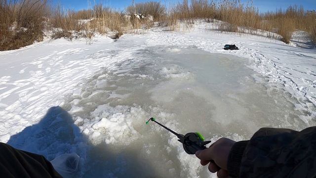 Рыбалка в Актобе. Первая весенняя рыбалка. Ловля щуки смотреть онлайн