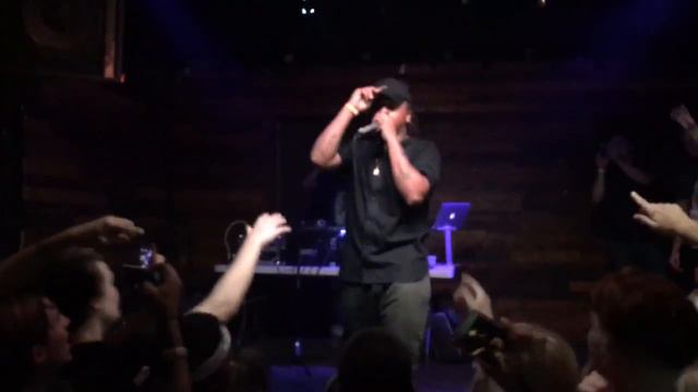 Toast Azizi Gibson Live смотреть онлайн