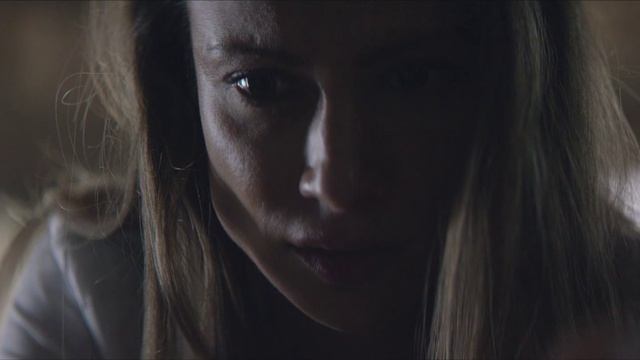 Main-de-Gloire - In The Darkness (Official video) смотреть онлайн