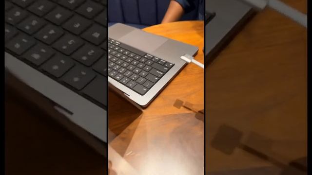 MagSafe 2021 MacBook