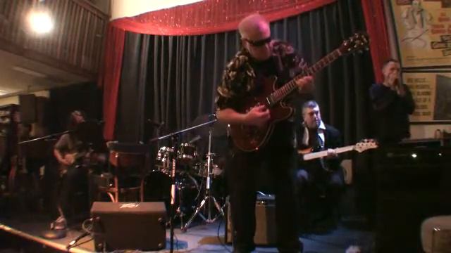 Ibanez Artcore (Segment) Of Slow Blues At Angelica's - 5 - 13 - 2010