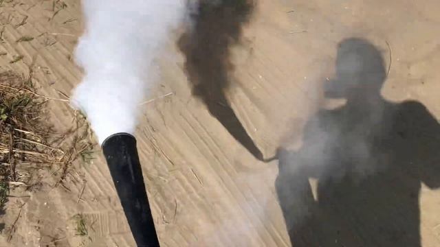 Тест советского огнетушителя после многолетнего простоя, что с просроченными огнетушителями смотреть онлайн
