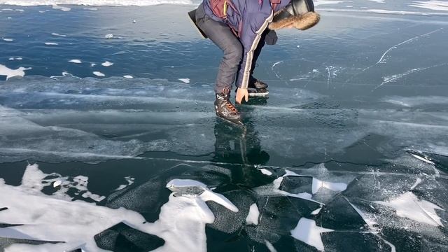 ОЛЬХОН: один день на острове в сердце Байкала. Первый лёд, скала Шаманка, Маломорский рыбзавод смотреть онлайн