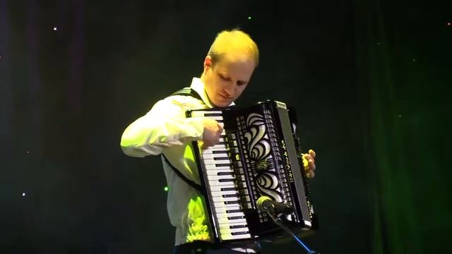 Инструментальное исполнение + Вальс смотреть онлайн