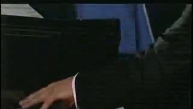 David Foster and Friends - Brian McKnight sings "After the Love Has Gone" смотреть онлайн