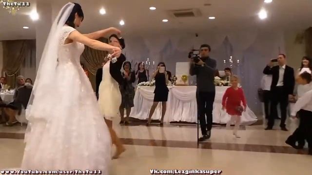Лезгинка От Девушки на Свадьбе смотреть онлайн