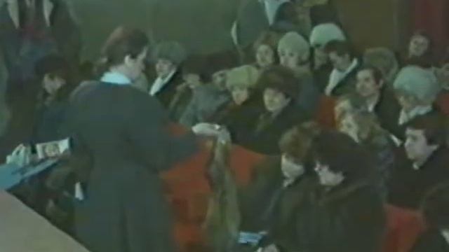 В Нерюнгри состоялся аукцион меха, Якутия, 1991 смотреть онлайн