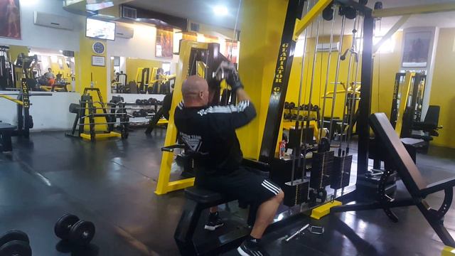 Zafirov Tose - golemi super serii grb смотреть онлайн