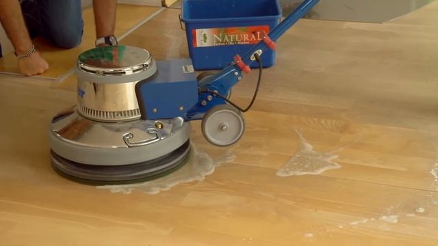 Holzboden gründlich reinigen und pflegen (ohne Schleifen) - Tipps für geöltes Parkett. смотреть онлайн