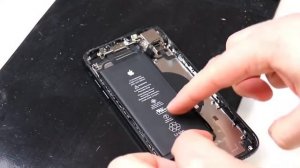 Процесс замены корпуса на iPhone 11 на новый в стиле iPhone 12