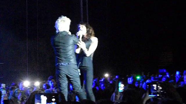 Gloria (avec Asia Argento) - Indochine Zénith de Nancy 23 06 2018 - 13 tour смотреть онлайн