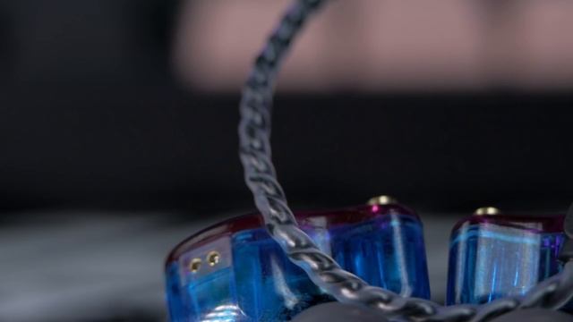 ? 930₽! ЭТО НЕ ШУТКА! ИГРОВАЯ ГАРНИТУРА с Aliexpress! Наушники QKZ VK4 обзор смотреть онлайн