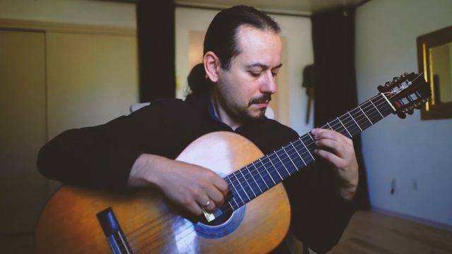 Solo classical guitar improvisation Am9 - C/D - Bm7#5 - A#7#4.mp4 смотреть онлайн
